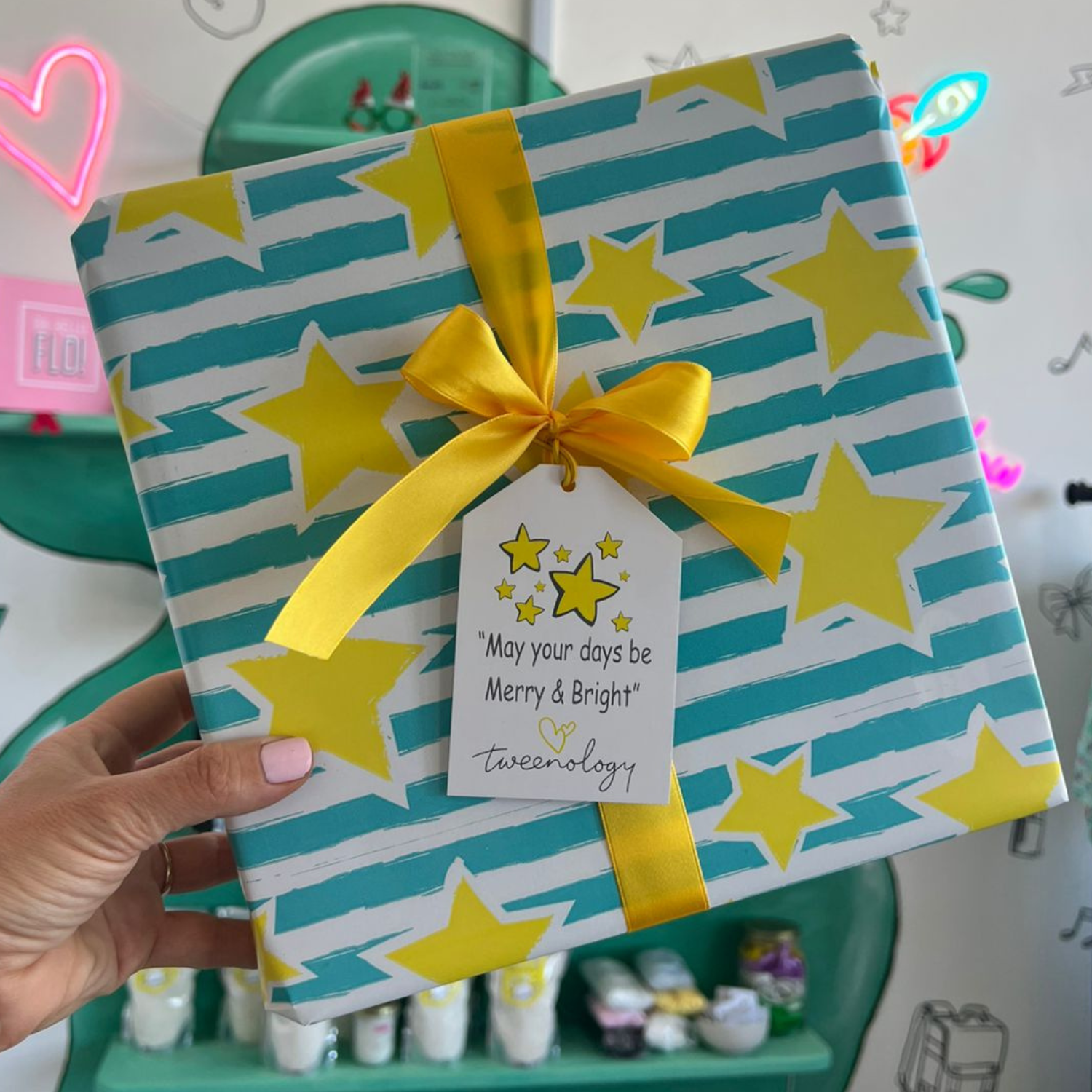 Gift Wrapping (One Box)