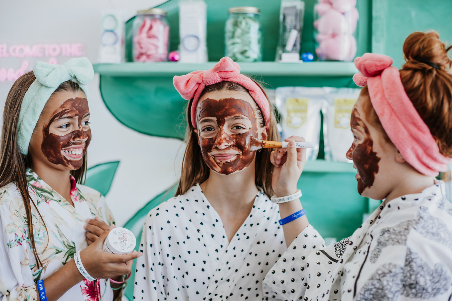 DIY Chocolate Face Mask Kit – Tween Skincare Fun + Glow Boost Mask 50g + oil 30ml+ Brush